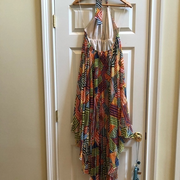 Alice + Olivia Ollie Handkerchief Printed Dress 10 - Picture 7 of 10